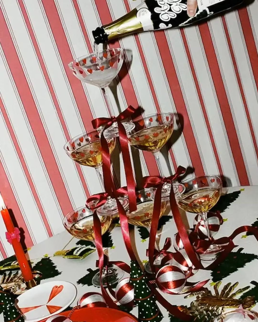 Classic Love Champagne Glass Set