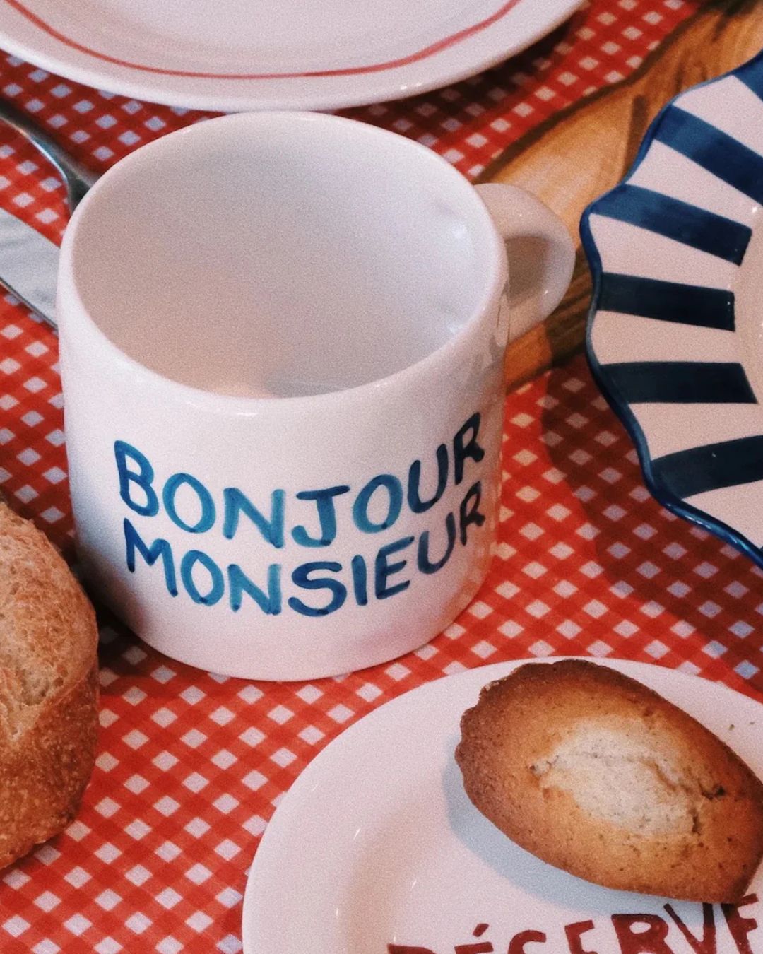 Monsieur Mug