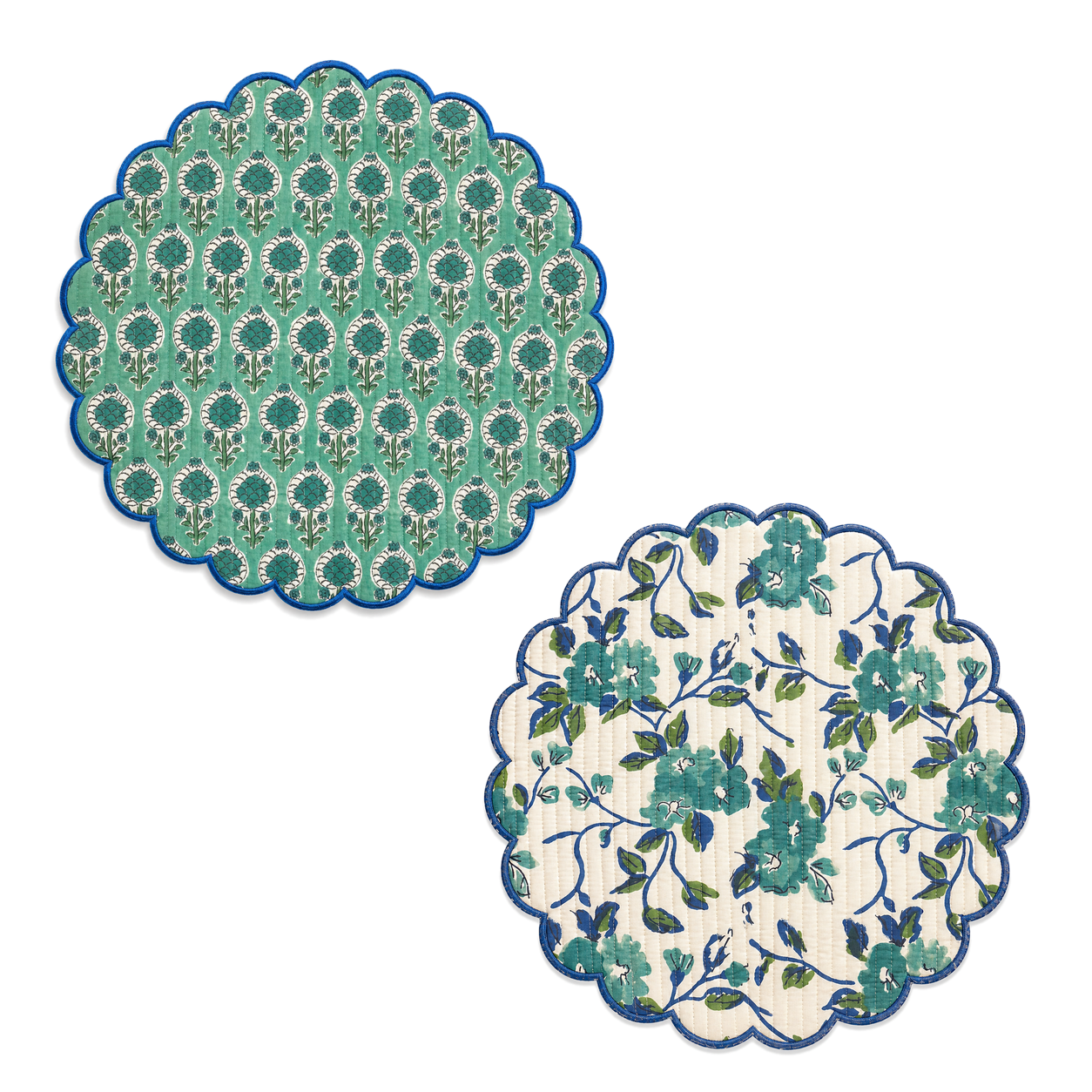 Reversible Round Scalloped Placemats