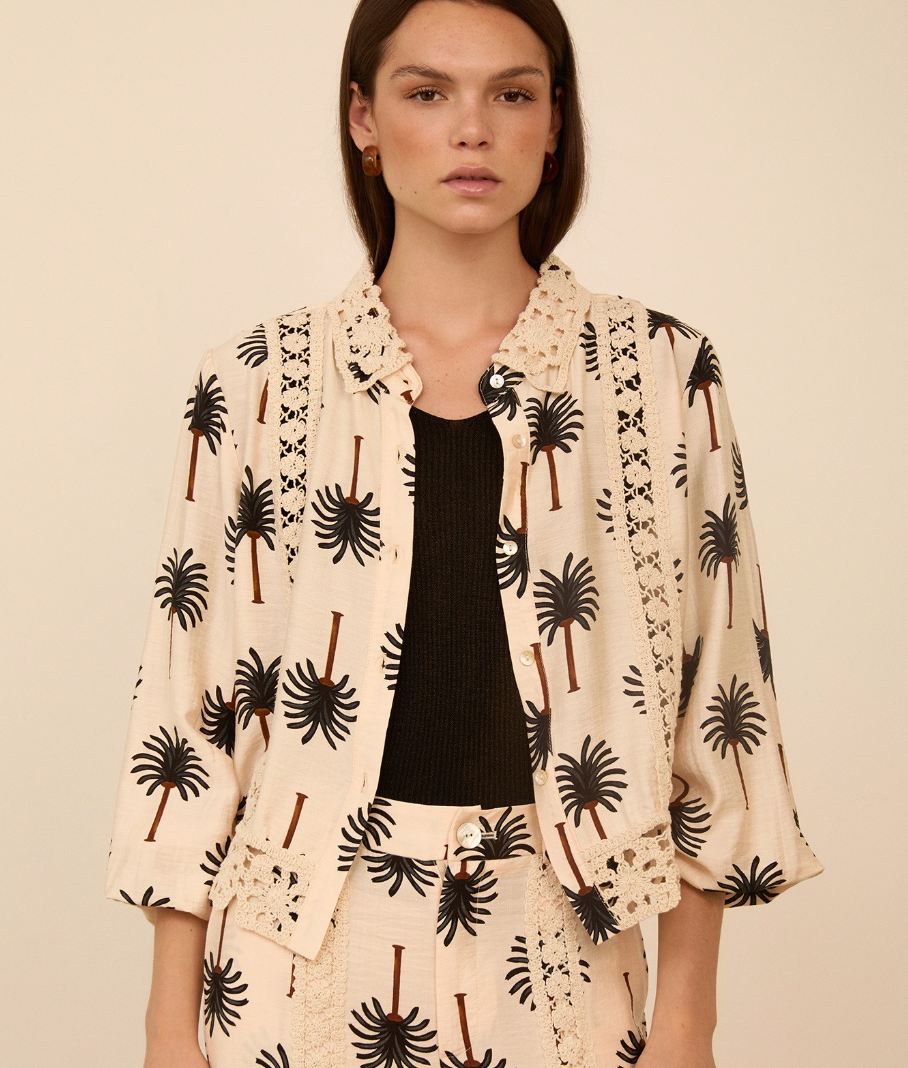 SHIRT WITH PALM TREE PRINT